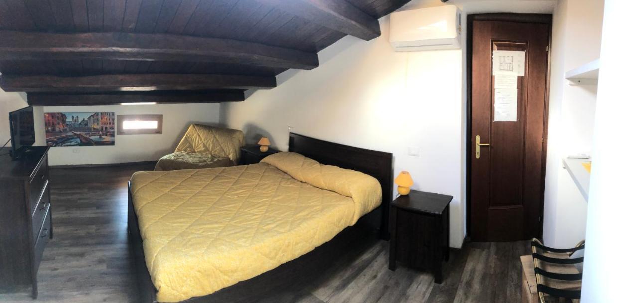 Bb Il Re Alla Reginella Guest House Ρώμη Εξωτερικό φωτογραφία