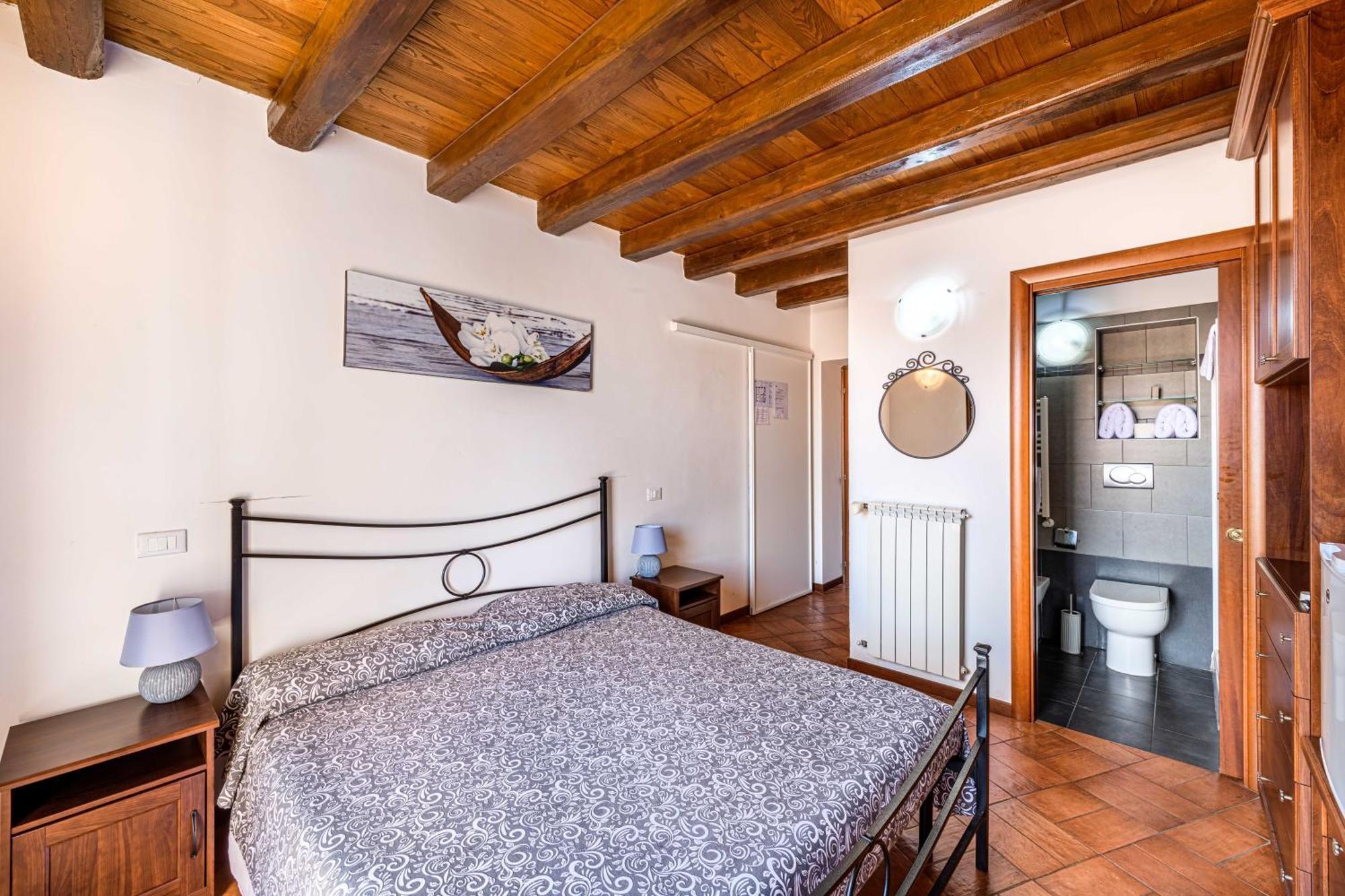 Bb Il Re Alla Reginella Guest House Ρώμη Εξωτερικό φωτογραφία