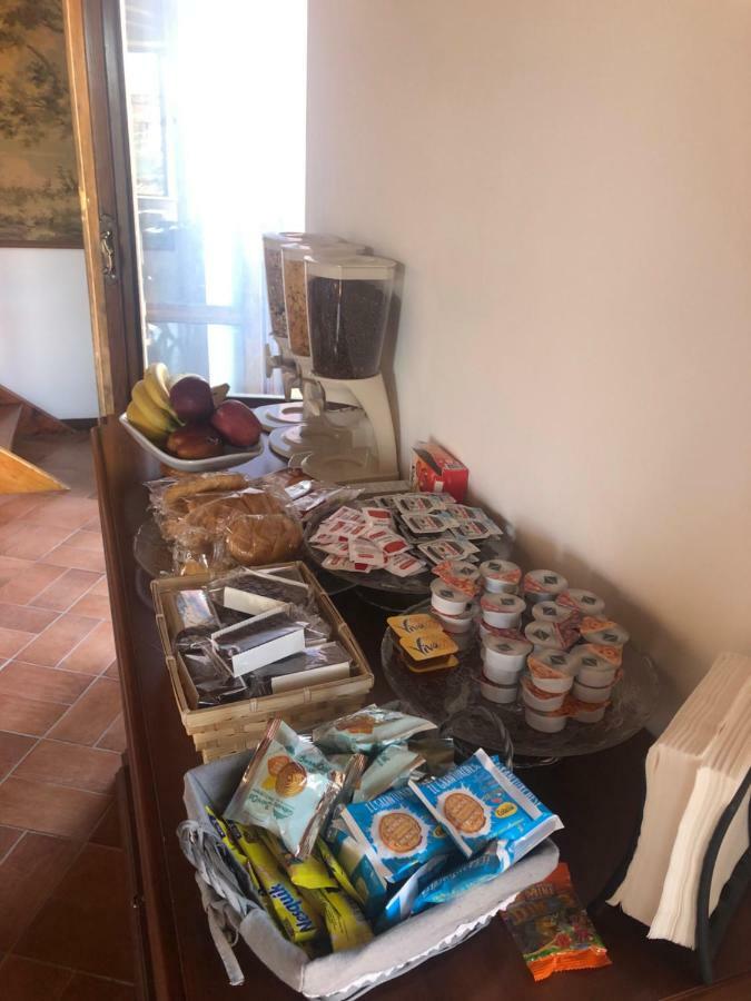 Bb Il Re Alla Reginella Guest House Ρώμη Εξωτερικό φωτογραφία
